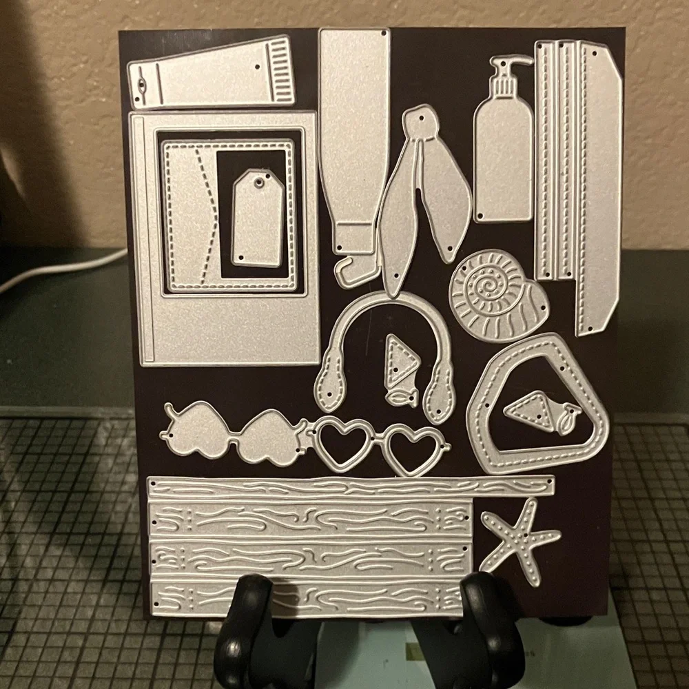 Stampin up Notes and Totes stamp and die set . - Picture 4 of 6
